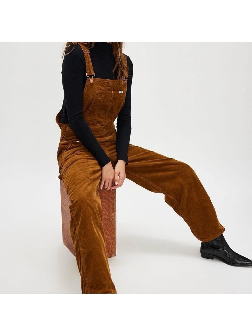 Wrangler Corduroy Overalls Straight Leg Bib Brown Size Medium